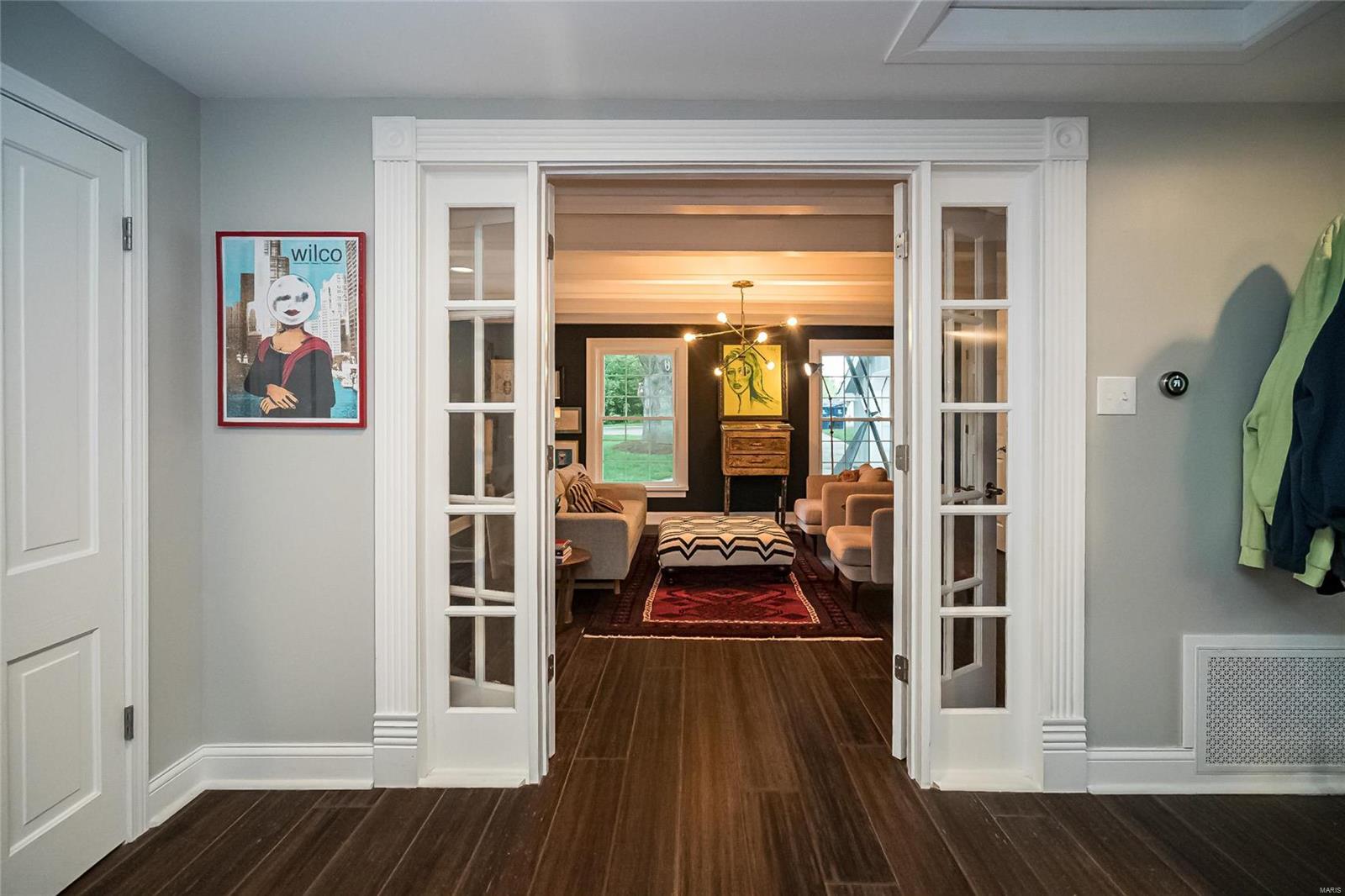 10504 Conway Road Frontenac, MO 63131 - Photo 11 of 51 Gallery Image 11