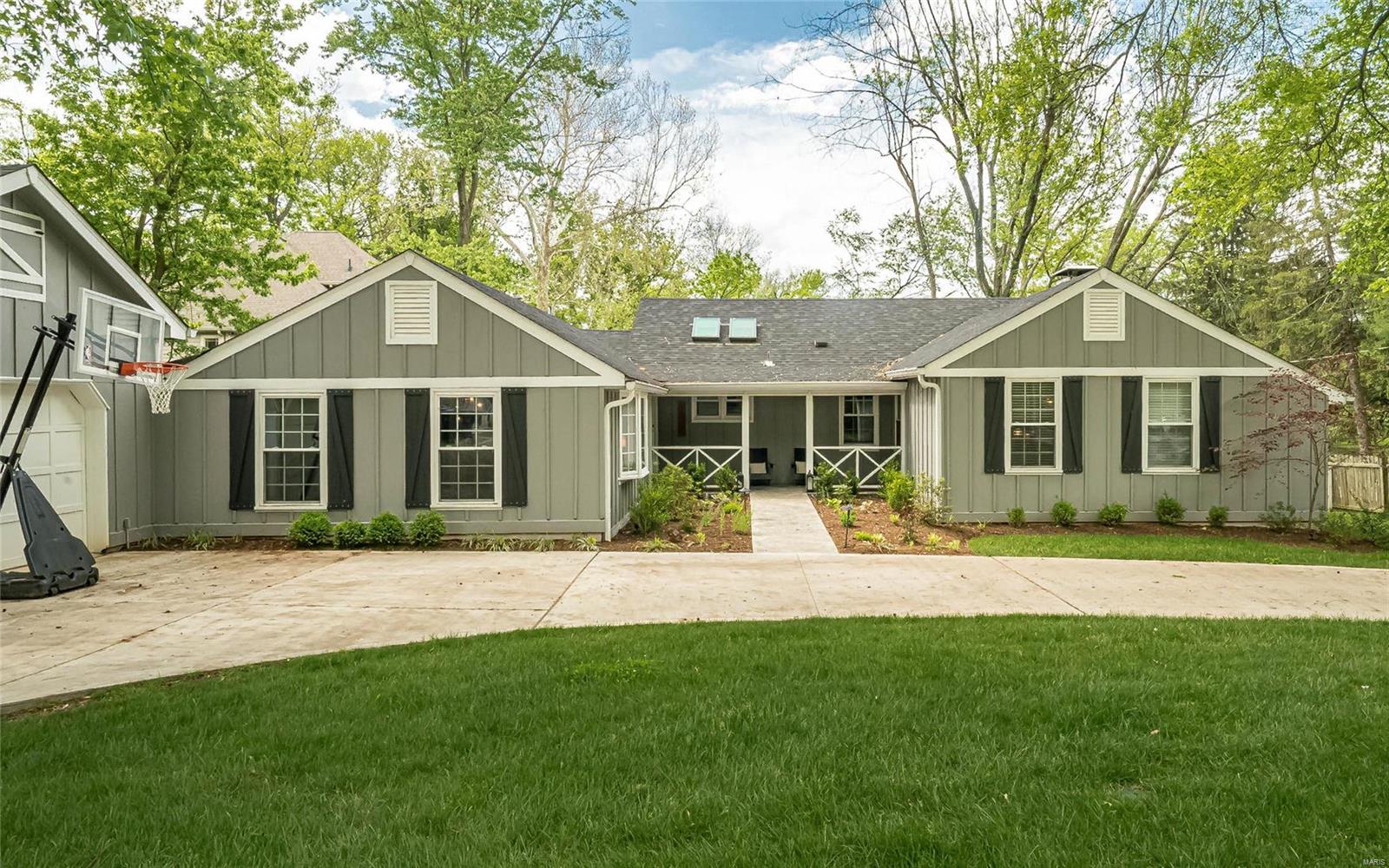 10504 Conway Road Frontenac, MO 63131 - Photo 3 of 51 Gallery Image 3