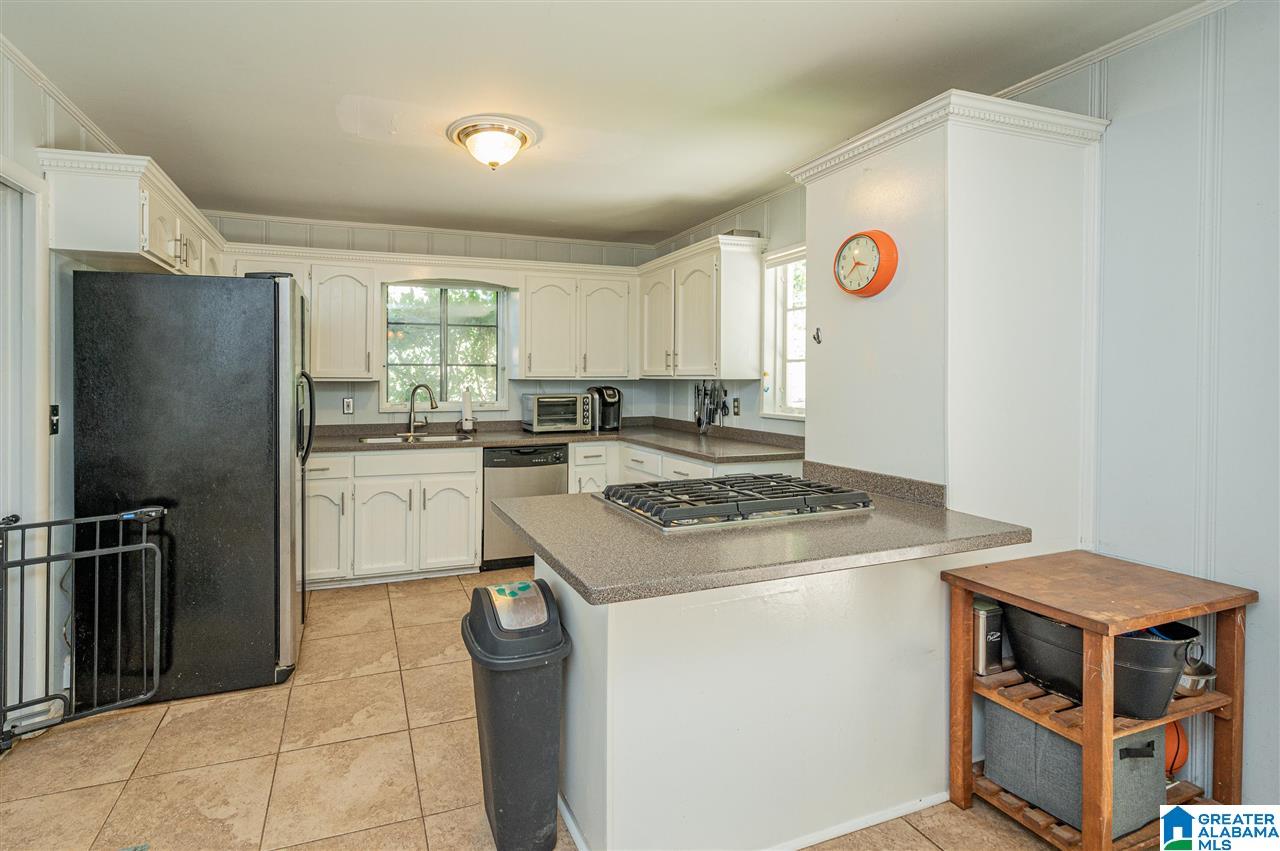 5505 11th Court South Birmingham, AL 35222 - Photo 11 of 43