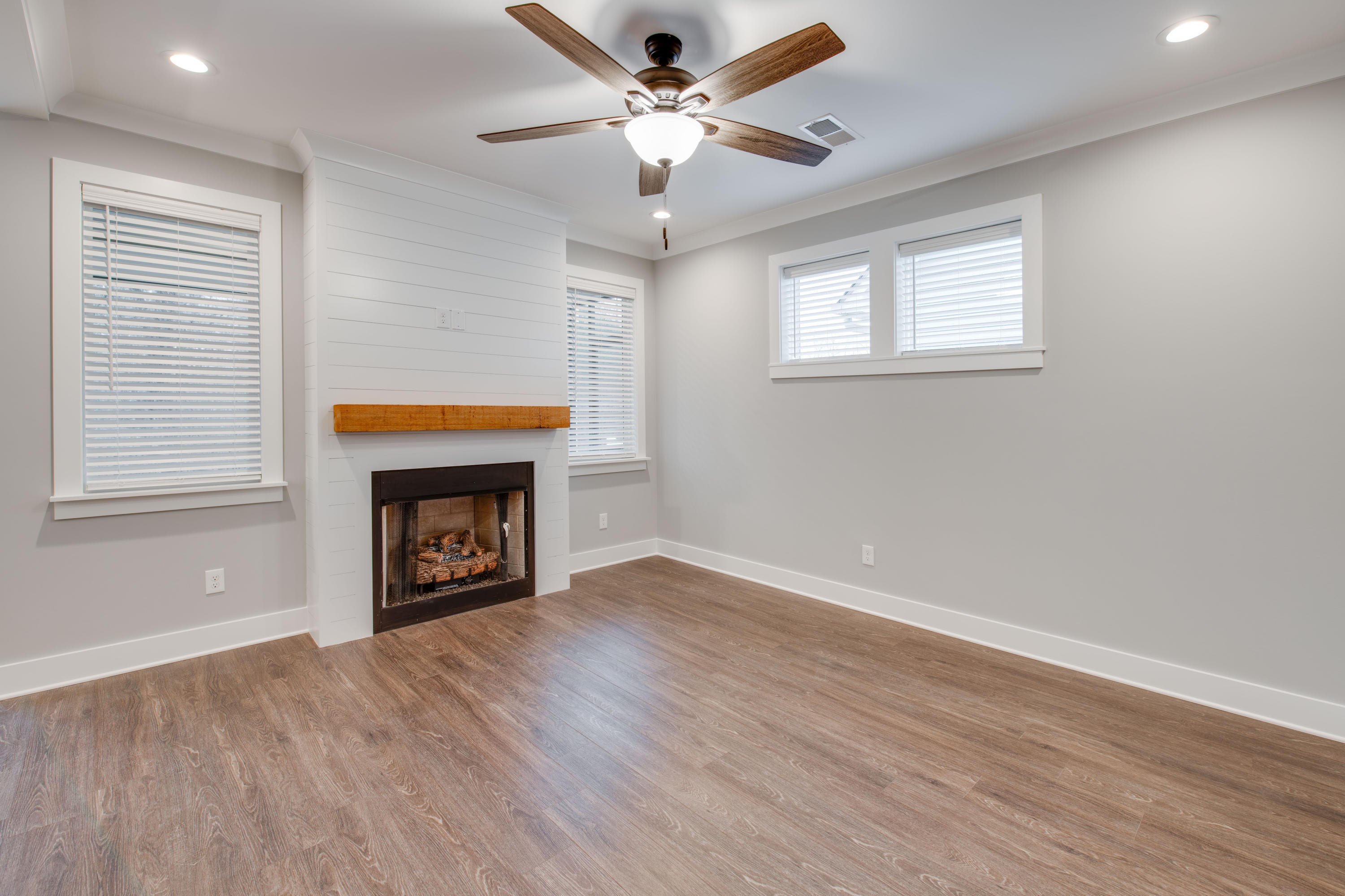 5382 Reneau Way, Unit 35 Chattanooga, TN 37412 - Photo 11 of 33 D85_7972