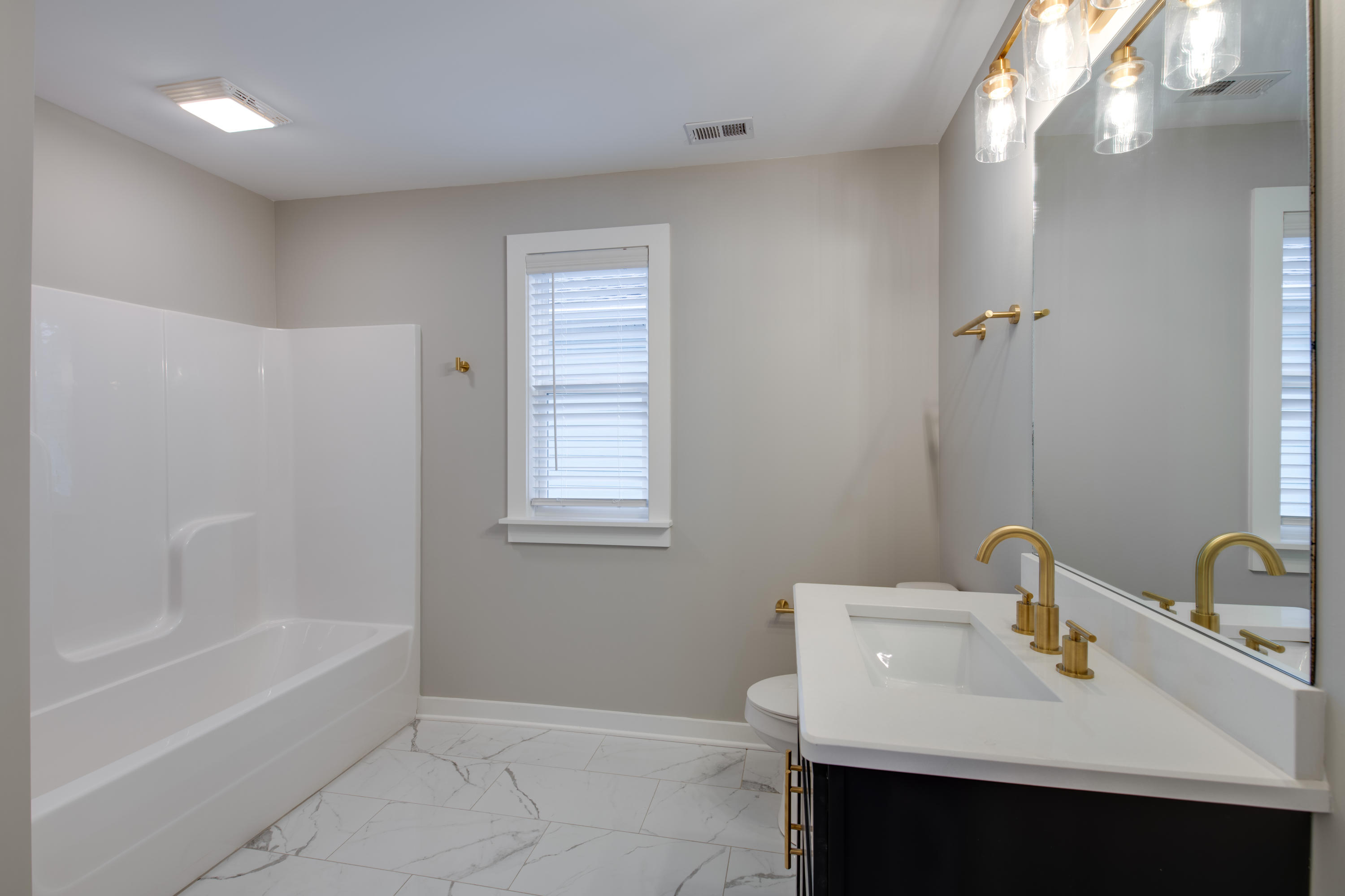 5382 Reneau Way, Unit 35 Chattanooga, TN 37412 - Photo 29 of 33 D85_8098