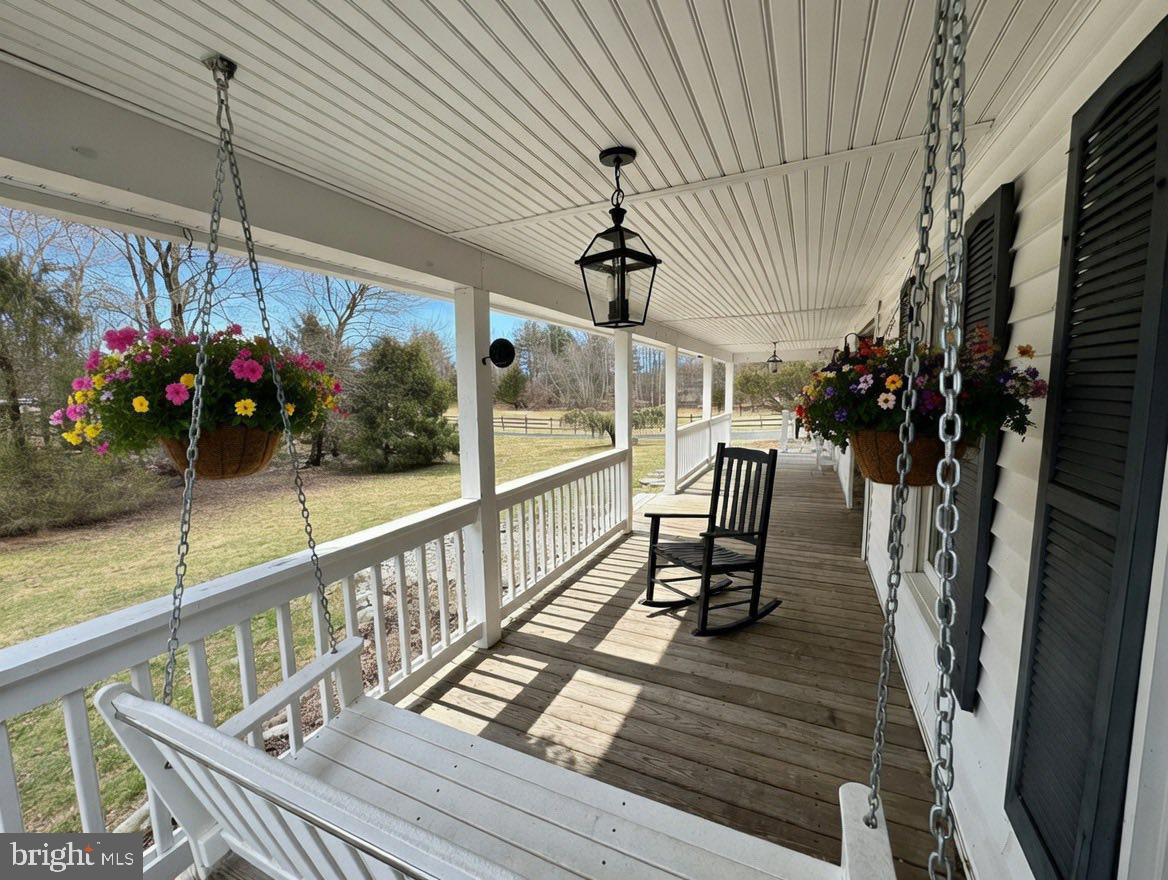 510 Laurel Hill Road Bangor, PA 18013 - Photo 3 of 27