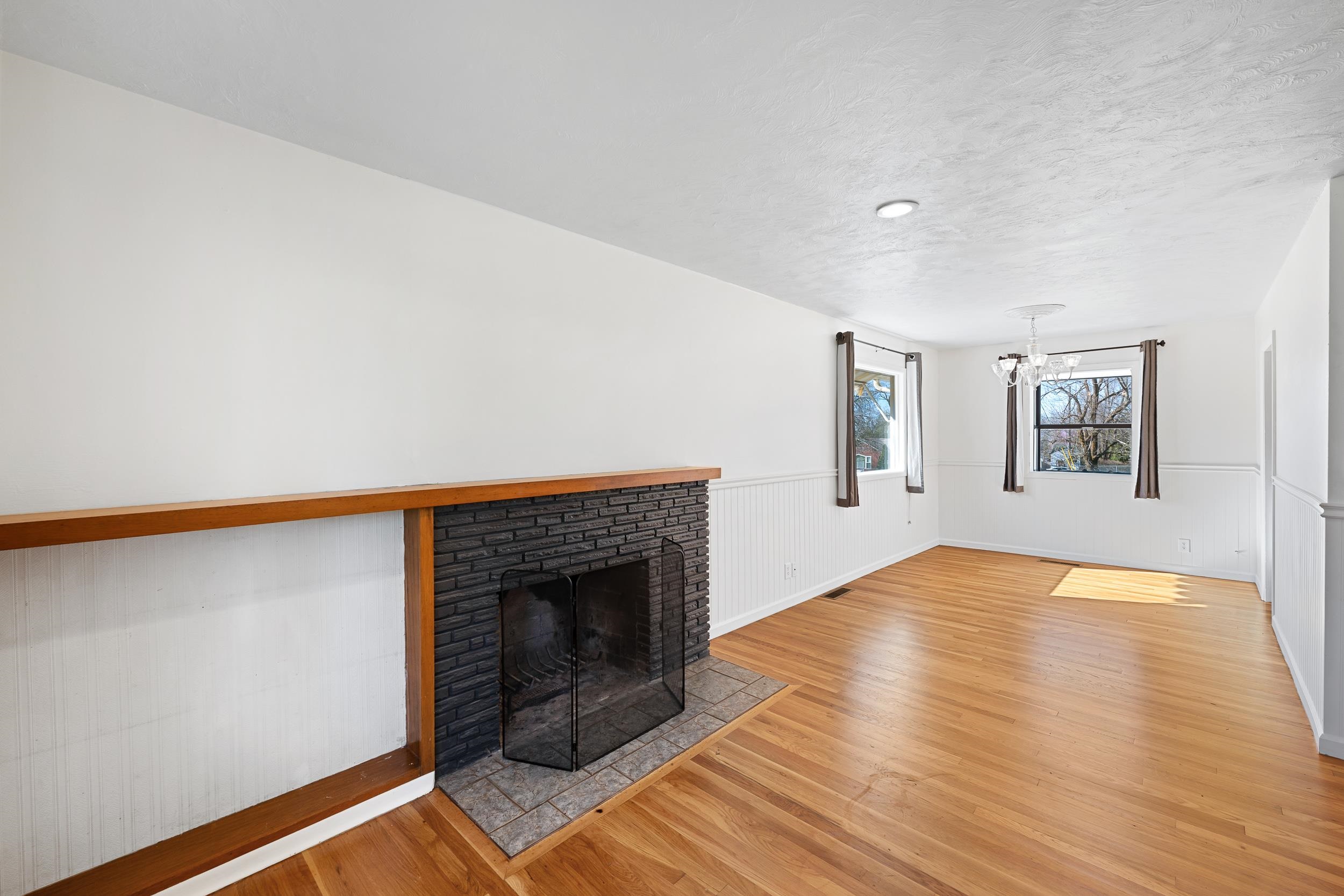3403 East 22nd Avenue Spokane, WA 99223 - Photo 6 of 50
