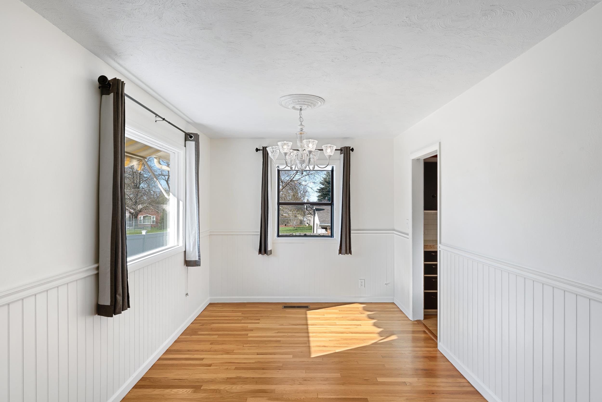 3403 East 22nd Avenue Spokane, WA 99223 - Photo 7 of 50