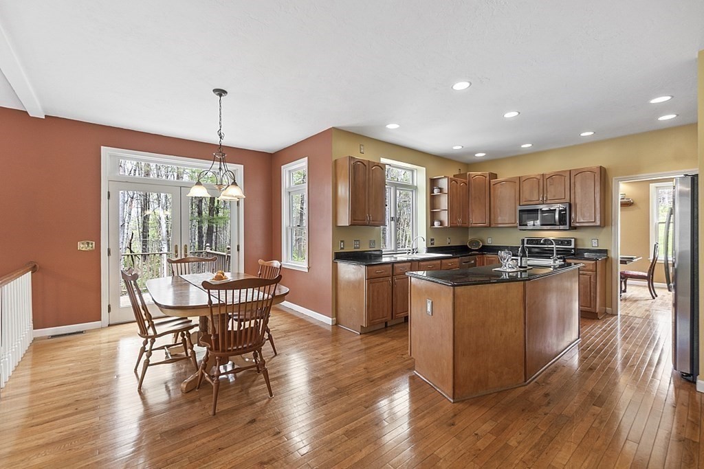 95 Mixter Road Holden, MA 01520 - Photo 8 of 34 Gallery Image 8