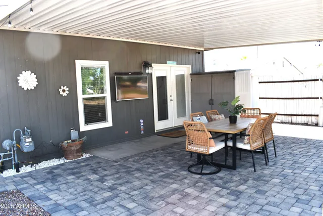 $2,400 | 7259 East Juanita Avenue, Mesa, AZ 85209