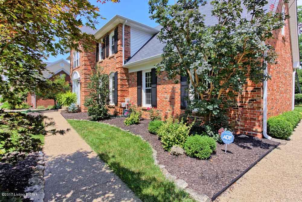 817 Foxgate Road Louisville, KY 40223 - Photo 38 of 44 817 Foxgate-41