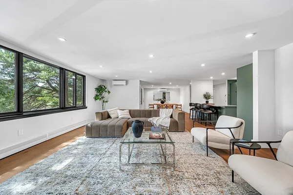 $6,000 | 935 Washington Street, Unit 8, Newton, MA 02460