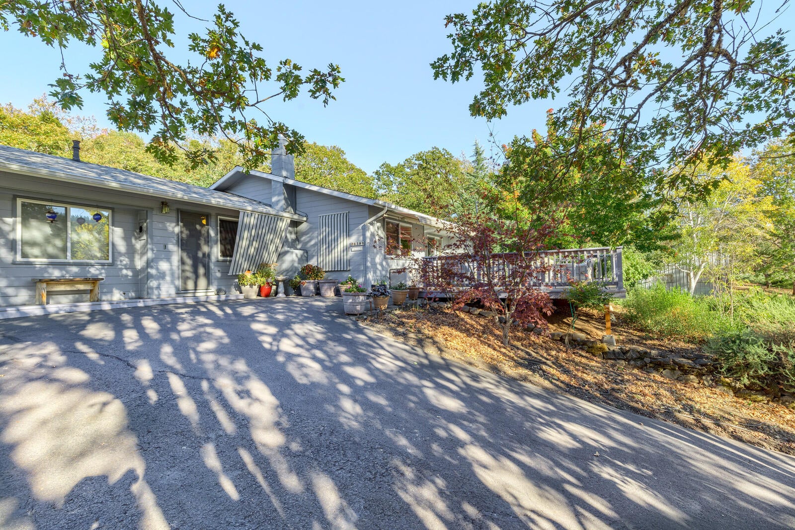 6388 Old Stage Road Central Point, OR 97502 - Photo 40 of 63 38