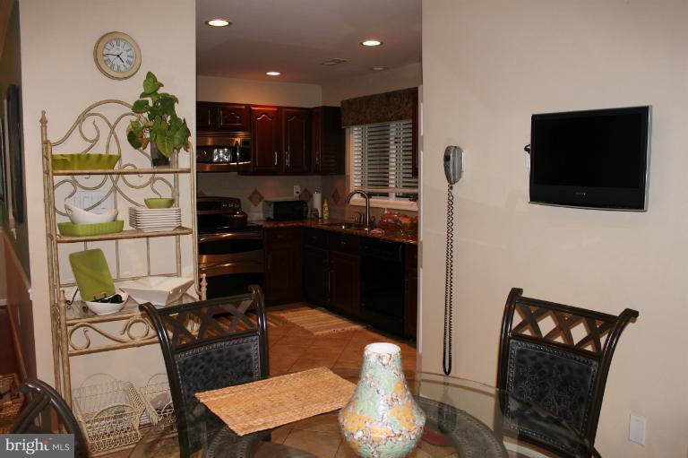 3103 Courtside Road Bowie, MD 20721 - Photo 5 of 30 Kitchen