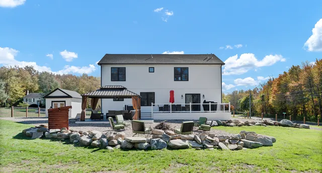 $849,900 | 126 Harvard Place, Burlington, CT 06013