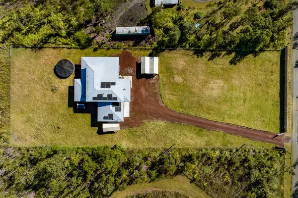 a view of residential houses with outdoor space