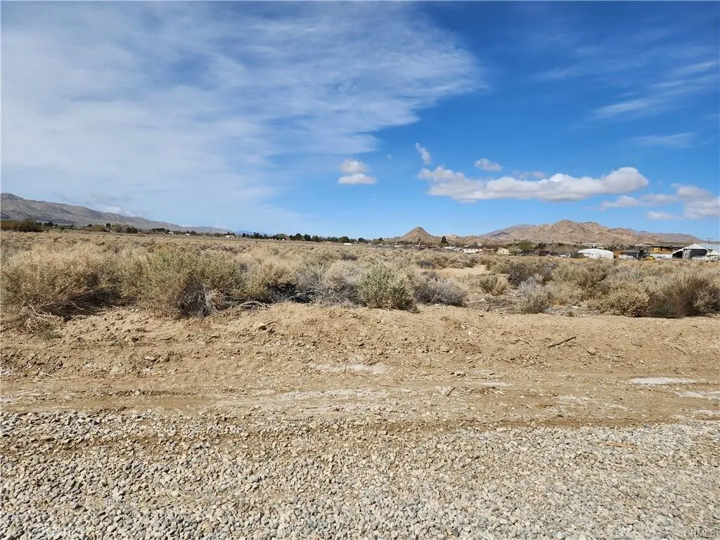 401 Ox Bow Road Lucerne Valley, CA 92356 - Photo 1 of 2 a view of outdoor space and mountain view