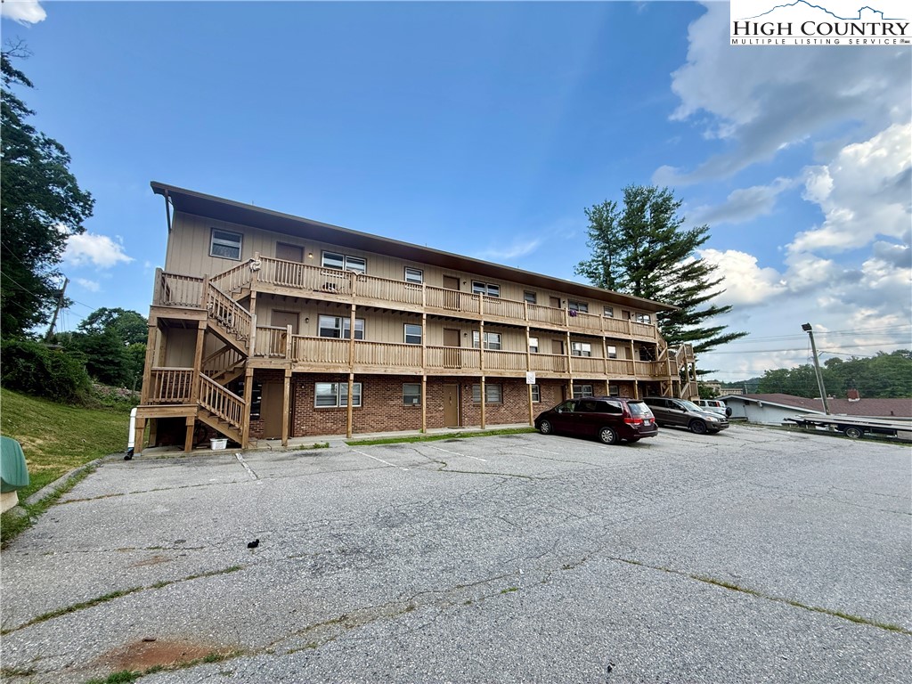 134 Mac Street, Unit 10 Boone, NC 28607 - Photo 15 of 17 Gallery Image 15