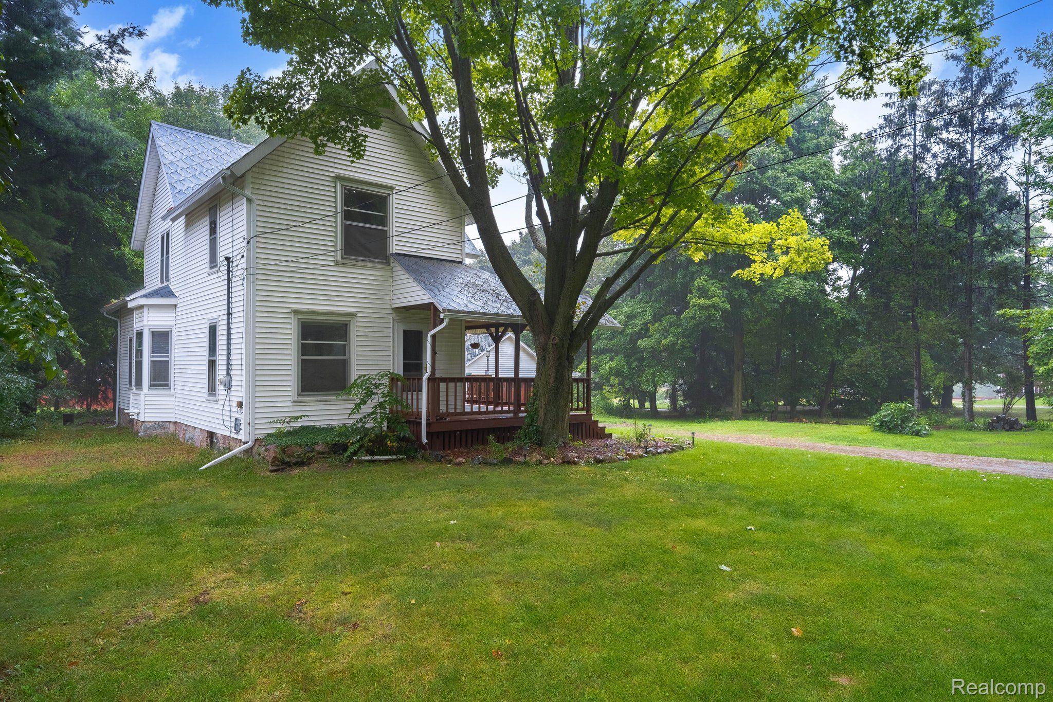 8450 South Durand Road Durand, MI 48429 - Photo 2 of 40 Gallery Image 2