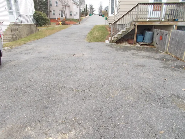 $1,975 | 49 Pine Street, Unit 2, Fitchburg, MA 01420