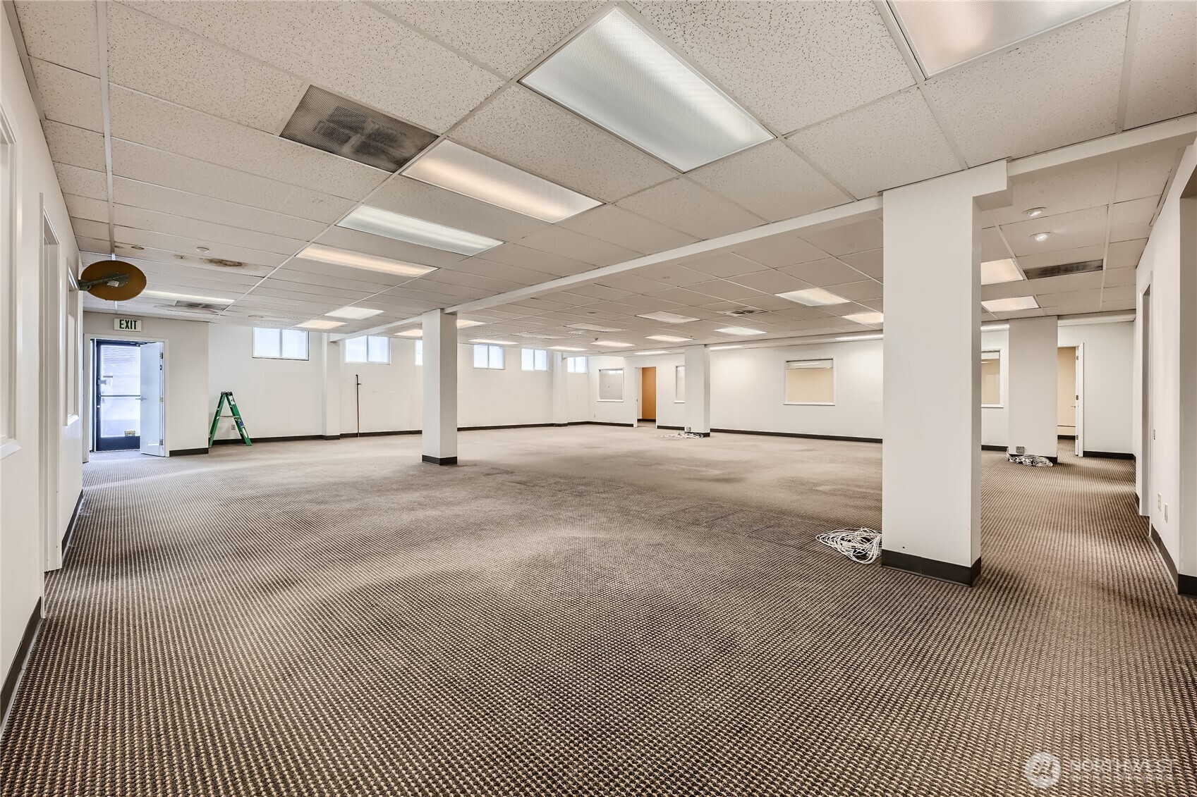 4220 Aurora Avenue North Seattle, WA 98103 - Photo 18 of 18 a view of empty room