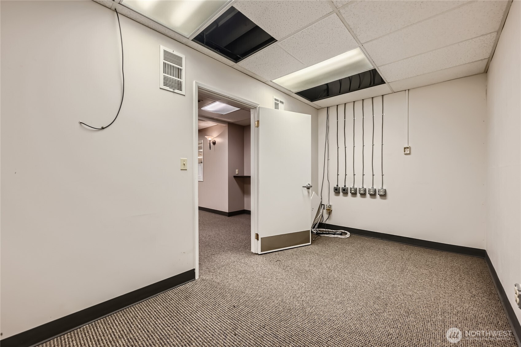 4220 Aurora Avenue North Seattle, WA 98103 - Photo 7 of 18 a view of a room with an entryway