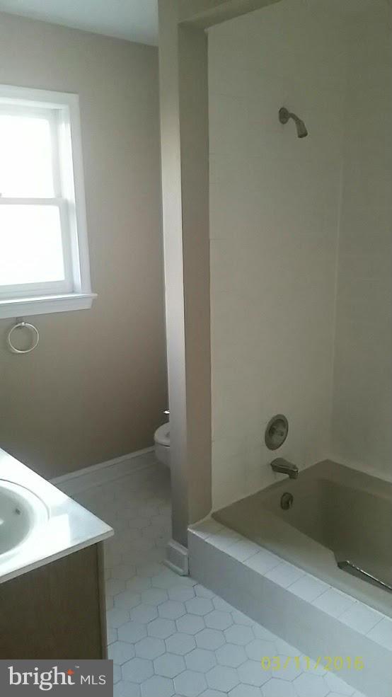 8369 Reservoir Road Fulton, MD 20759 - Photo 4 of 5 Bath (Master)