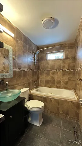 $2,200 | 80 Denton Avenue, Whitestown, NY 13492