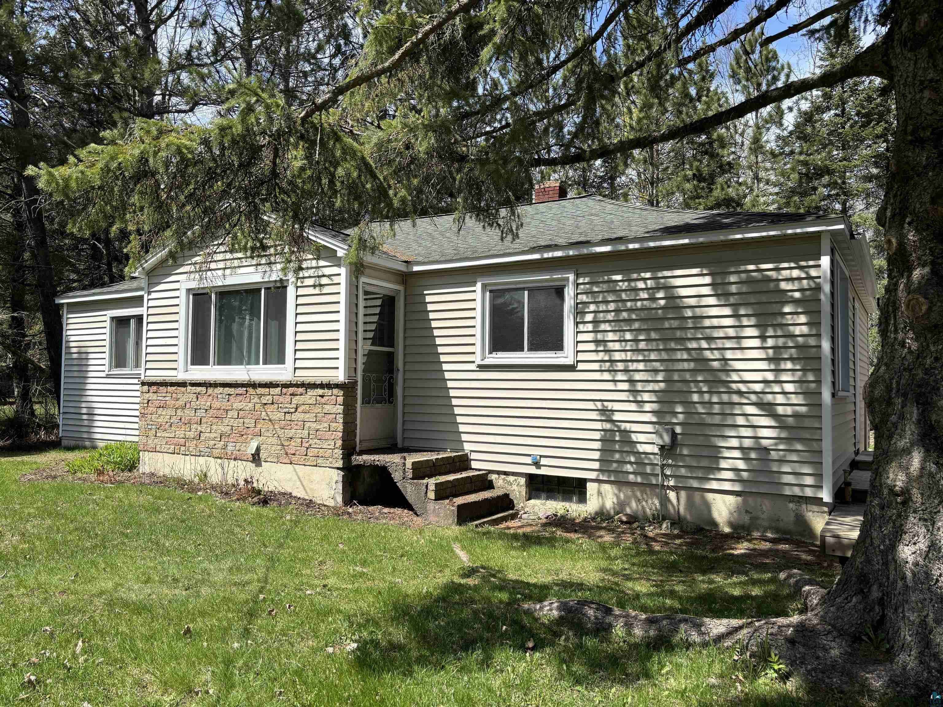1405 Anderson Road Duluth, MN 55811 - Photo 1 of 26 Gallery Image 1