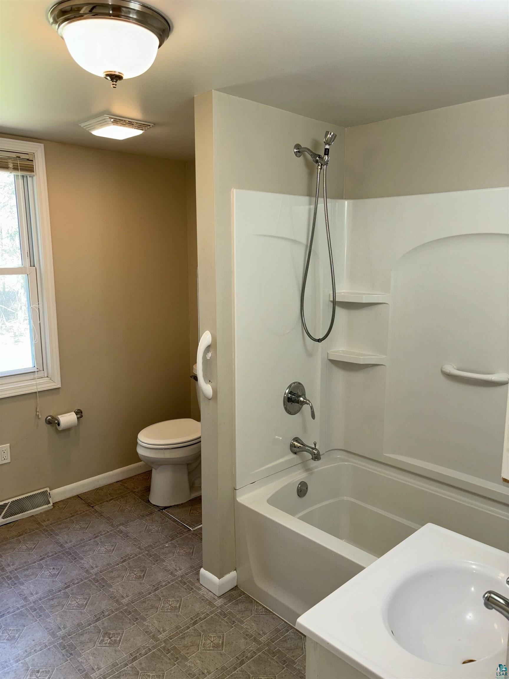 1405 Anderson Road Duluth, MN 55811 - Photo 11 of 26 Gallery Image 11