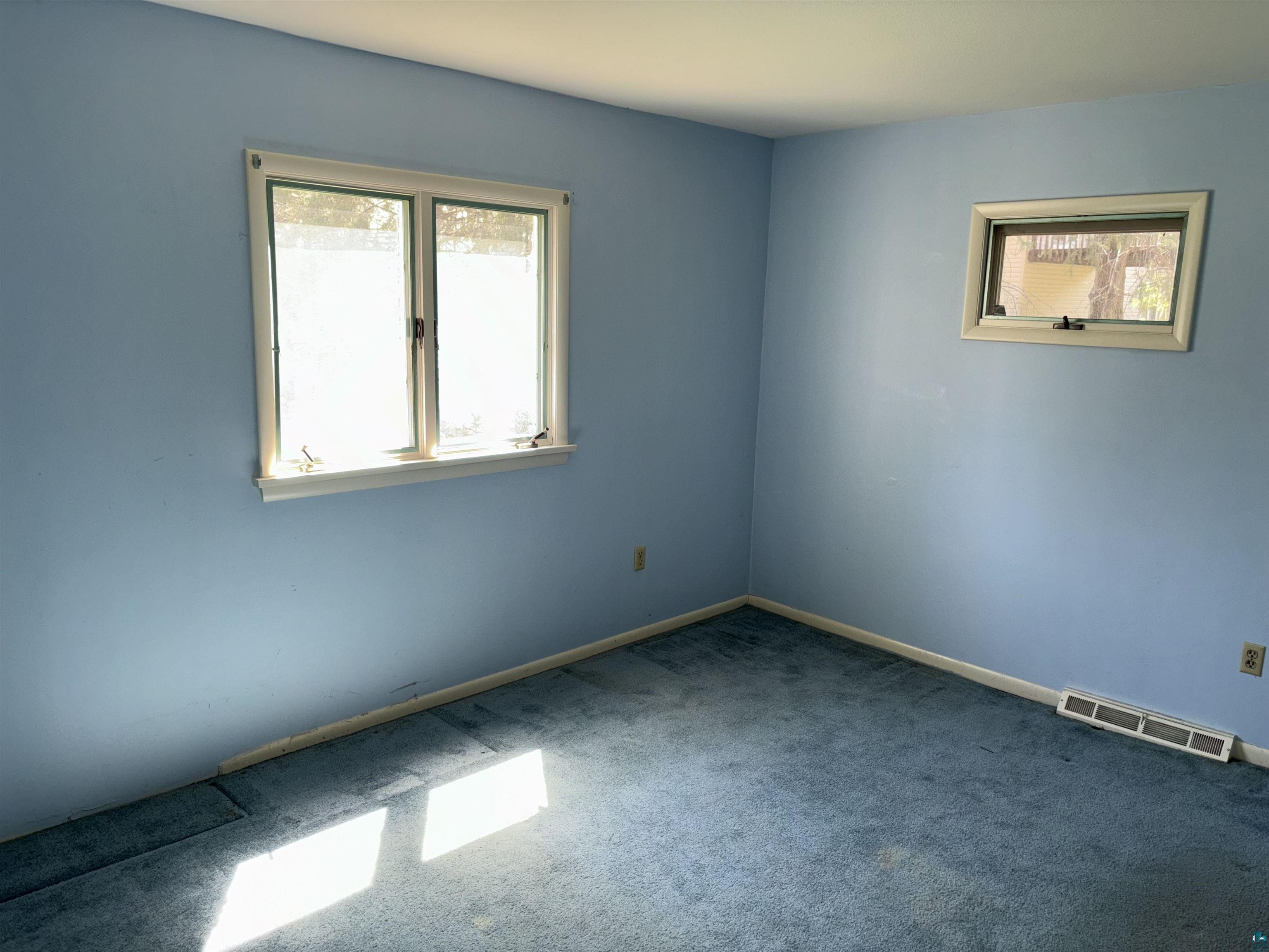 1405 Anderson Road Duluth, MN 55811 - Photo 16 of 26 Gallery Image 16