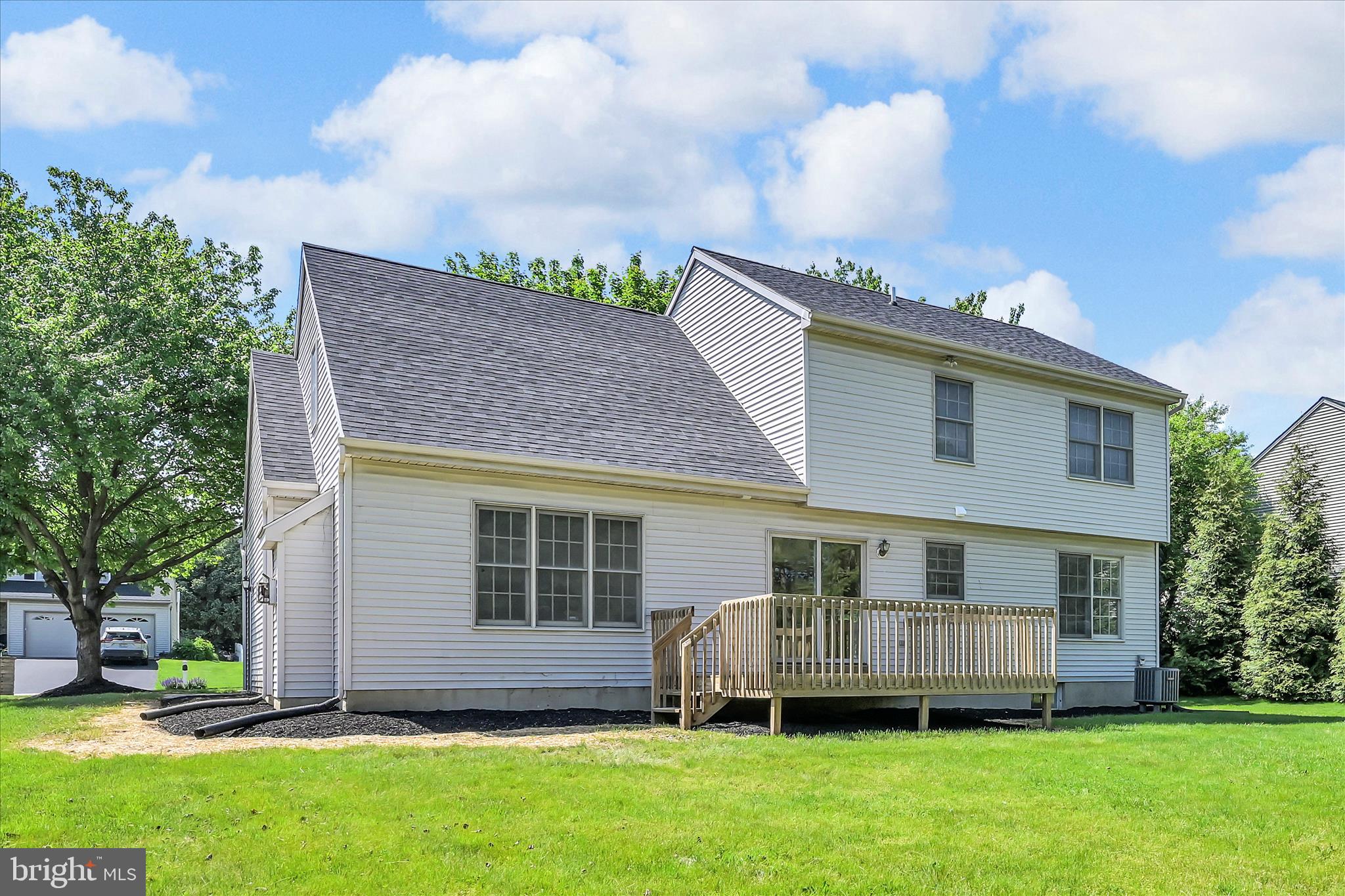 115 Saybrooke Drive Lititz, PA 17543 - Photo 40 of 46 Exterior Back