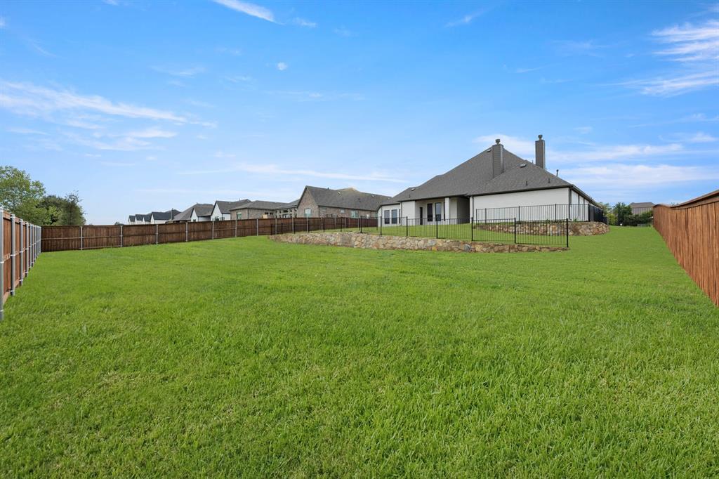 209 Bel Grand Road Haslet, TX 76052 - Photo 5 of 35 209 Bel Grand-Back-2