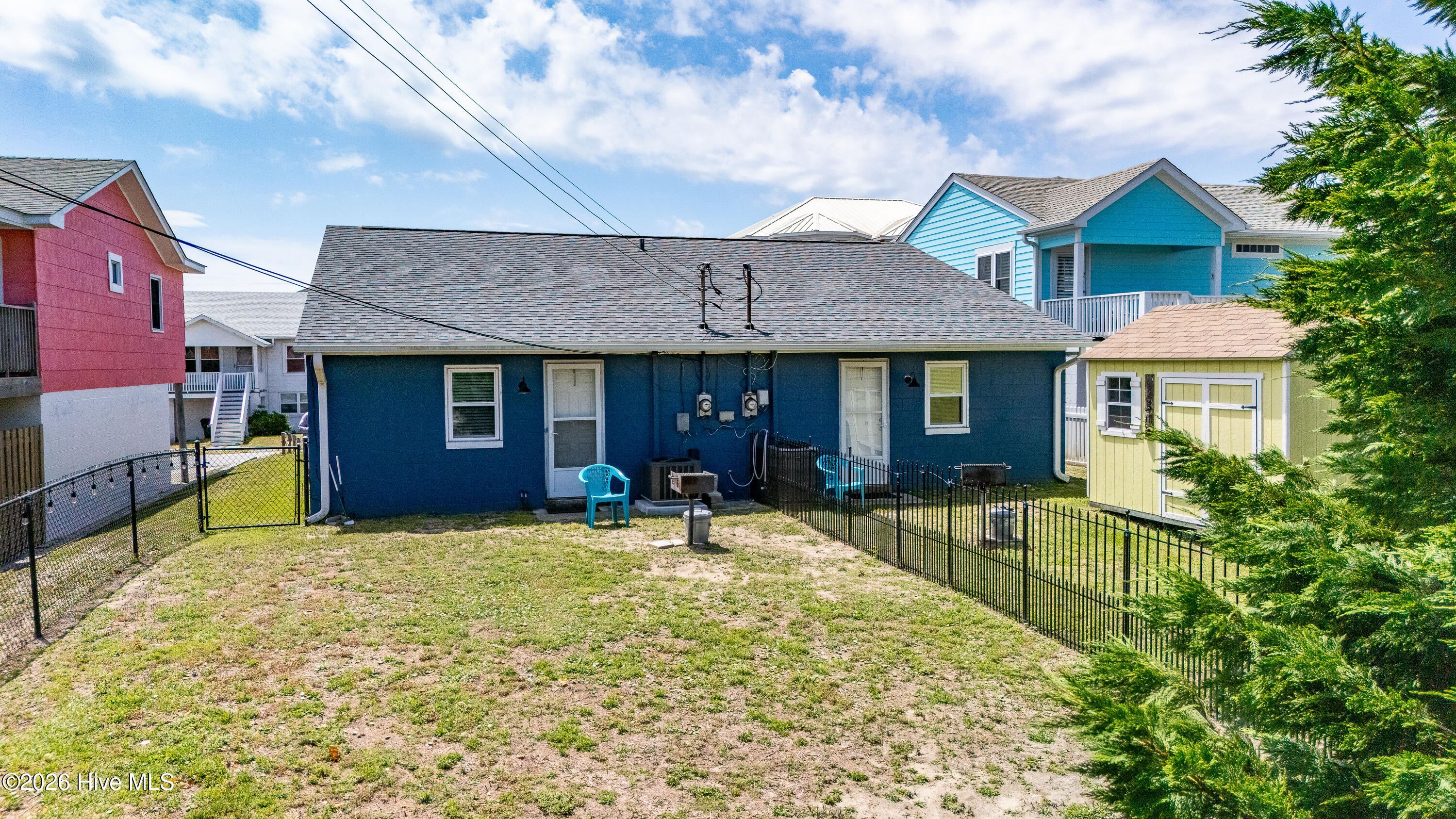 207 East Terminal Boulevard Atlantic Beach, NC 28512 - Photo 35 of 69 Backyard View