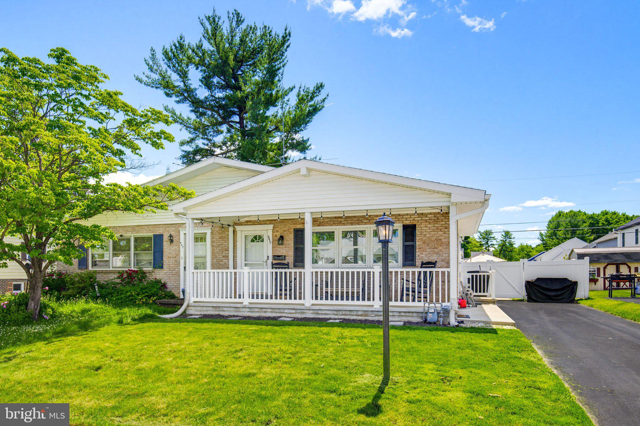449 West Marion Street Lititz, PA 17543 - Photo 1 of 40