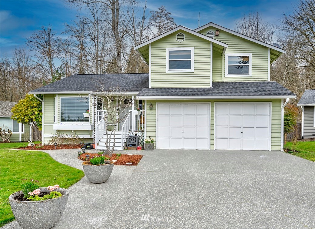 1213 220th Place Southwest Bothell, WA 98021 - Photo 2 of 16