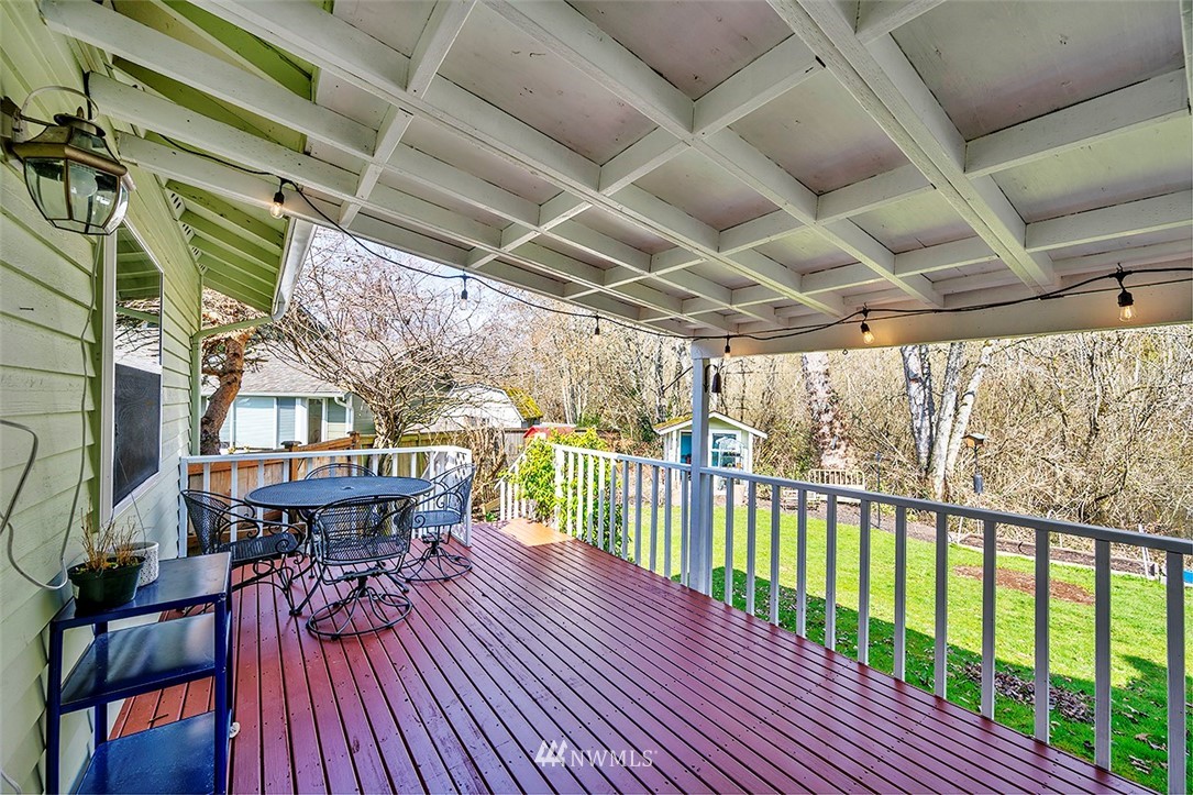 1213 220th Place Southwest Bothell, WA 98021 - Photo 15 of 16