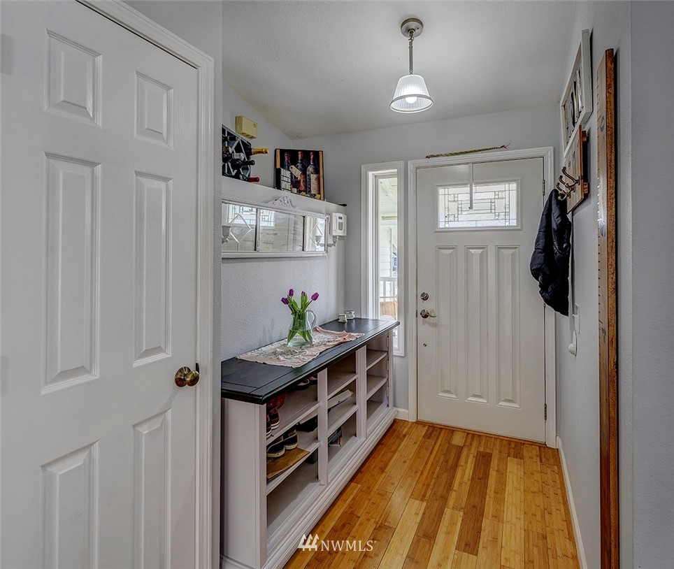 1213 220th Place Southwest Bothell, WA 98021 - Photo 3 of 16