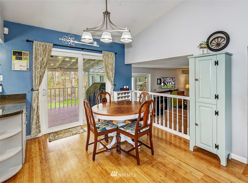 1213 220th Place Southwest Bothell, WA 98021 - Photo 5 of 16