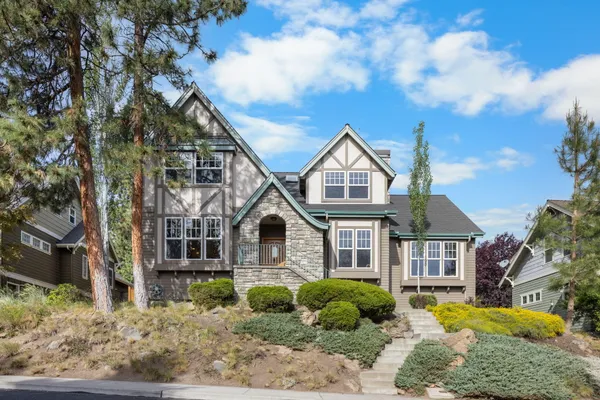 $1,225,000 | 3281 Northwest Bungalow Drive, Bend, OR 97703