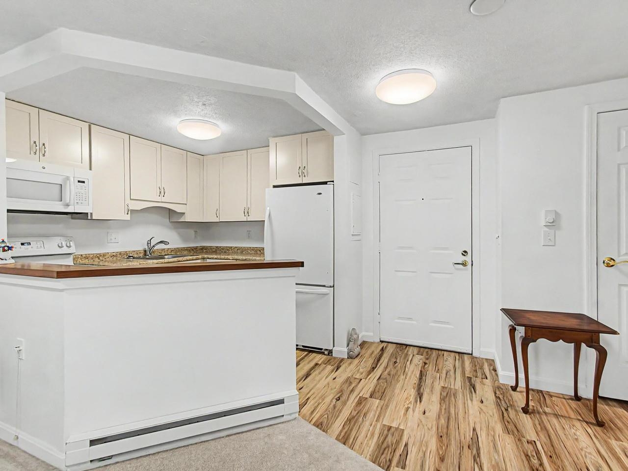 4127 The Terraces Shelburne, VT 05482 - Photo 24 of 26