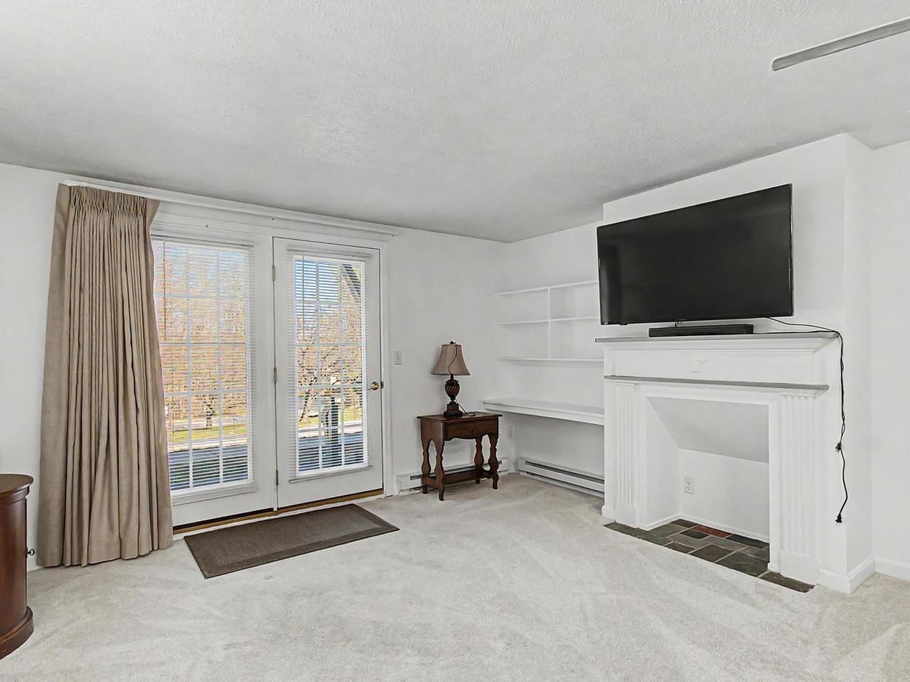 4127 The Terraces Shelburne, VT 05482 - Photo 9 of 26