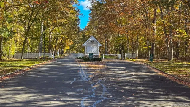 $535,000 | 17 Pidgeon Court, Manorville, NY 11949