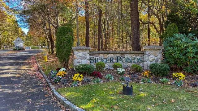 $535,000 | 17 Pidgeon Court, Manorville, NY 11949