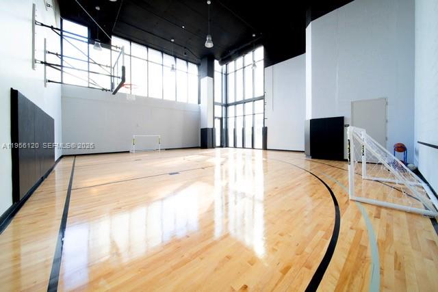 1010 Brickell Avenue, Unit 1510 Miami, FL 33131 - Photo 21 of 32 a view of a living room