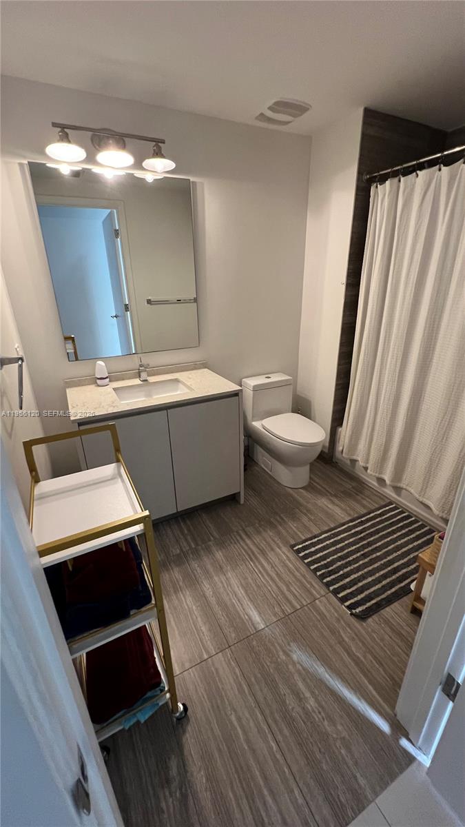 1010 Brickell Avenue, Unit 1510 Miami, FL 33131 - Photo 6 of 32