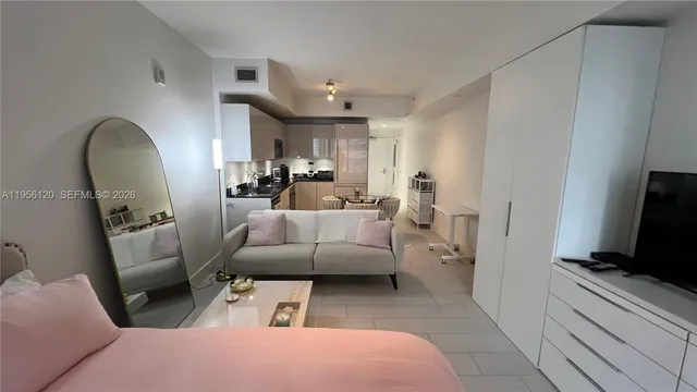 $485,000 | 1010 Brickell Avenue, Unit 1510, Miami, FL 33131