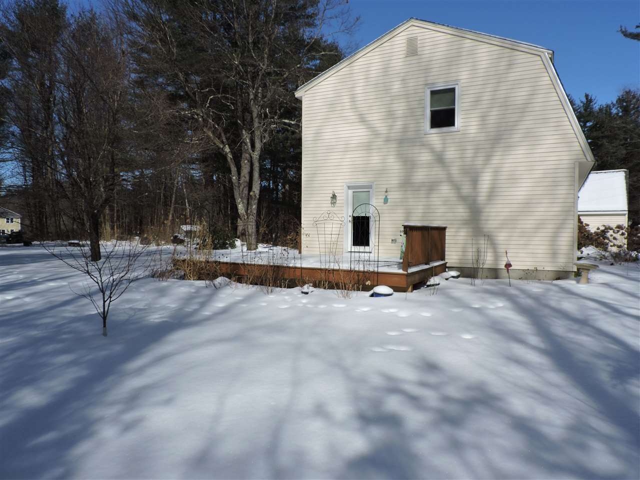 51 Oak Hill Road Concord, NH 03301 - Photo 18 of 21