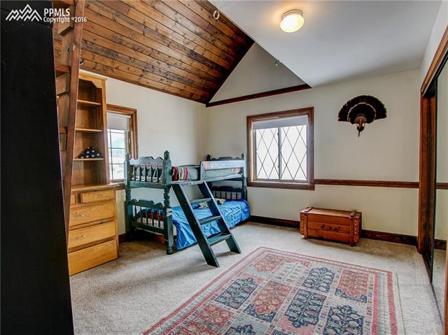 1812 Mountain Ranch Road Larkspur, CO 80118 - Photo 15 of 33 Gallery Image 15