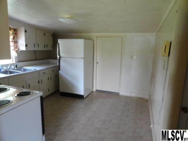 4321 Hickory Nut Ridge Road Hudson, NC 28638 - Photo 16 of 19 Gallery Image 16