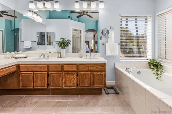 $1,125,000 | 1021 Museum Court, Oceanside, CA 92057