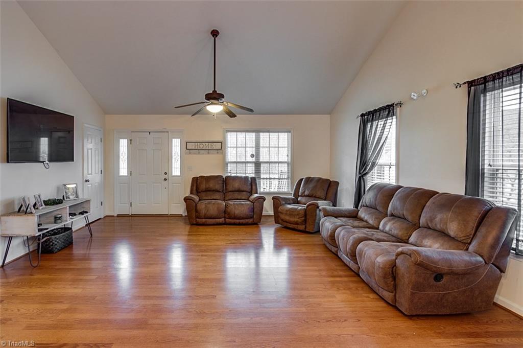 2487 Danny Bell Road Asheboro, NC 27205 - Photo 5 of 30 Gallery Image 5