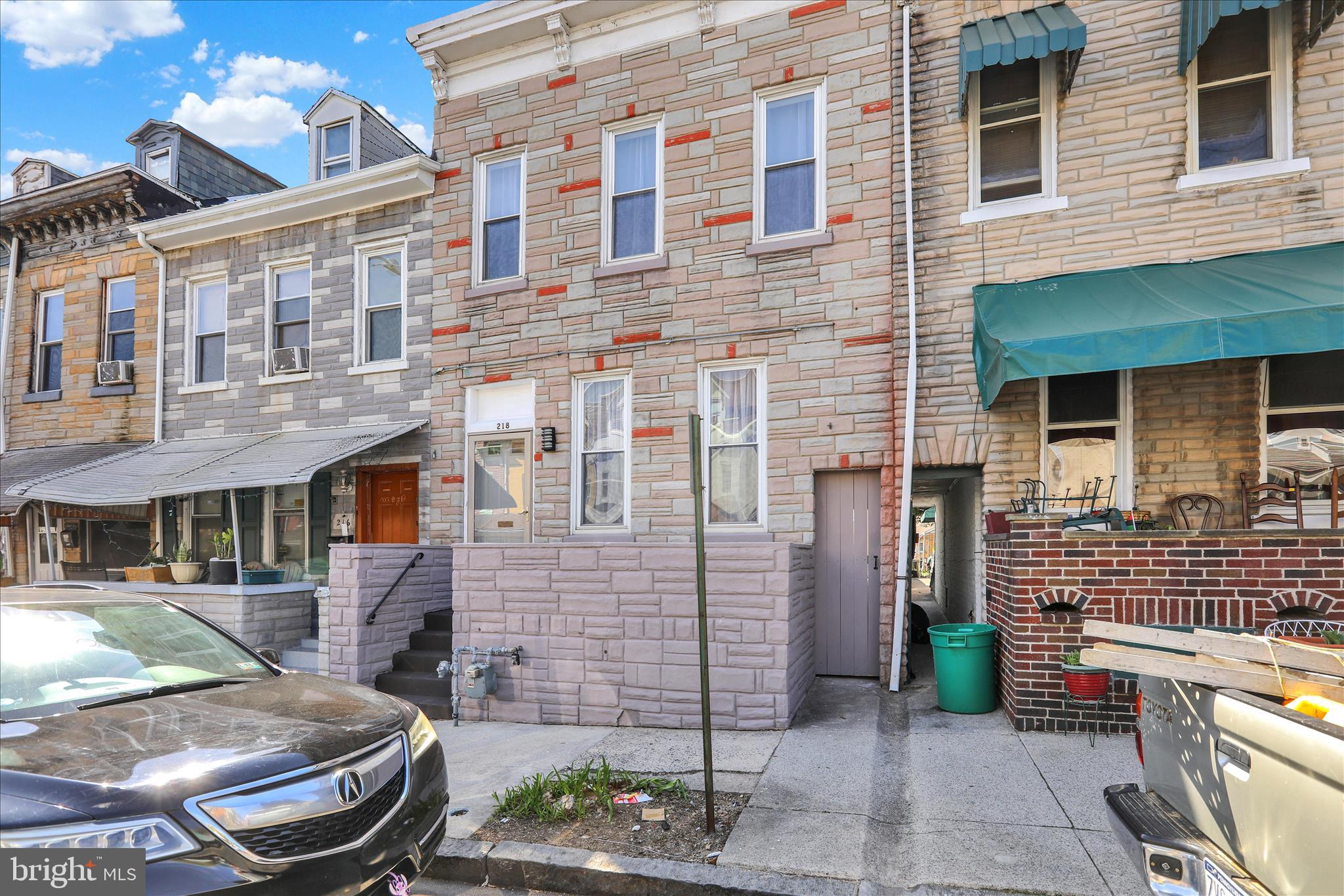 218 North Front Street Reading, PA 19601 - Photo 21 of 25 360_9339