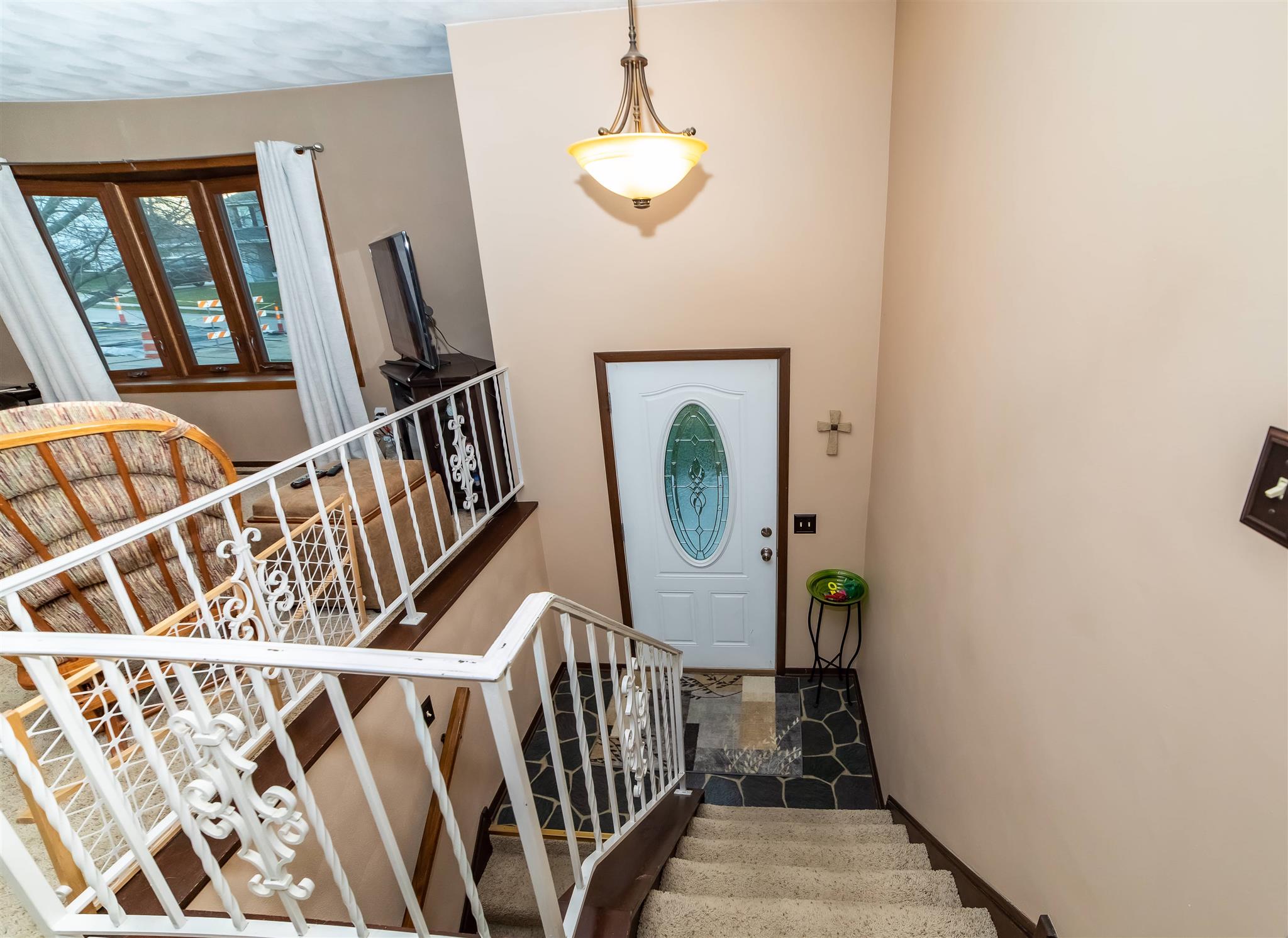 3817 Fairhaven Road Davenport, IA 52807 - Photo 3 of 23 Gallery Image 3